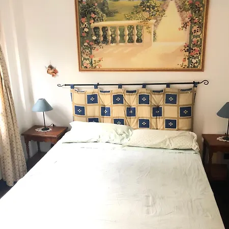 Palace Apartment *